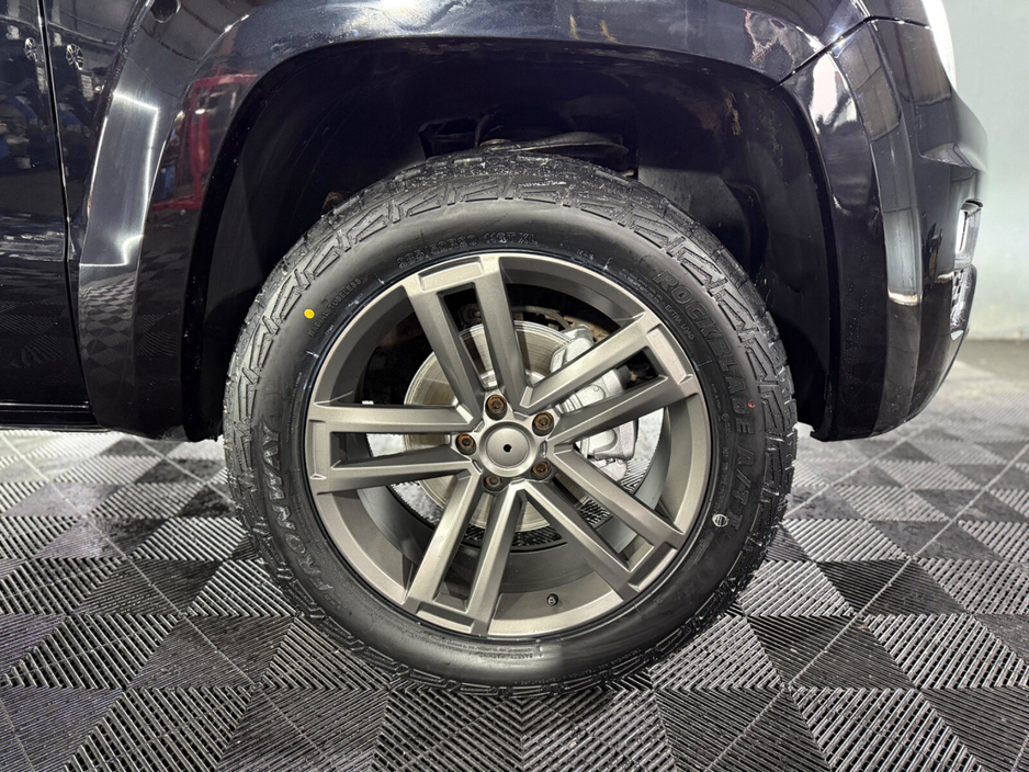 2017 Volkswagen Amarok  €20,959