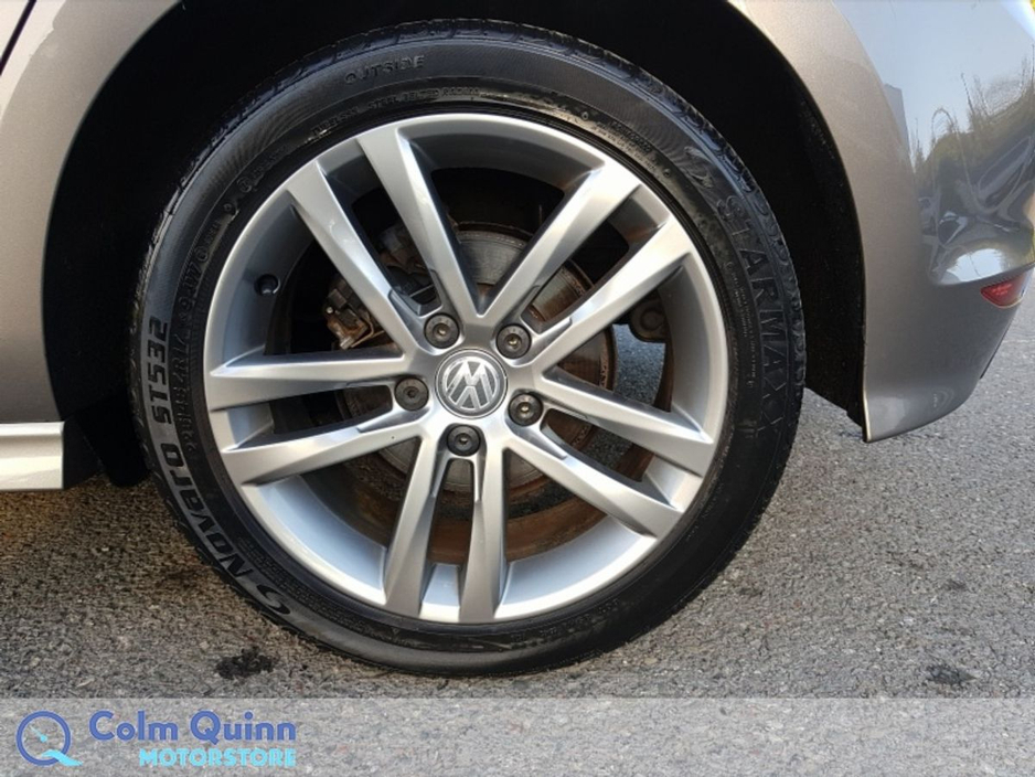 2016 Volkswagen Golf - image 5