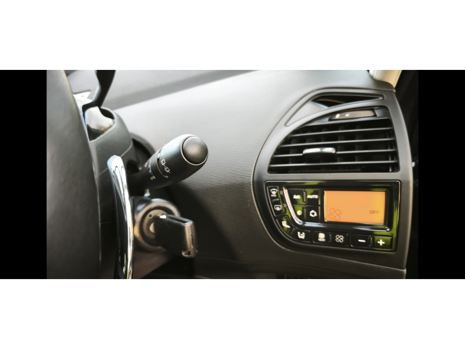 2013 Citroen Grand C4 Picasso - image 21