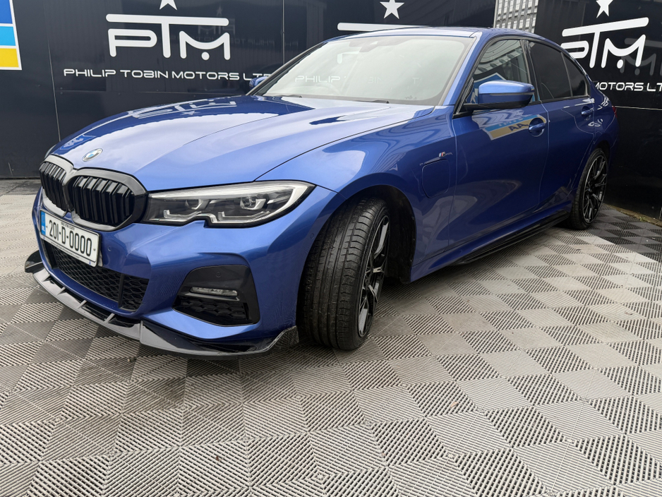 2020 BMW 3 Series - image 4