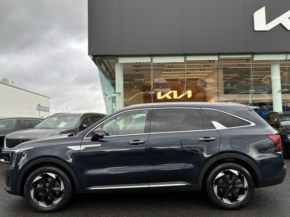 2025 Kia Sorento Plug in hybrid ( 7 seats ) €59,995