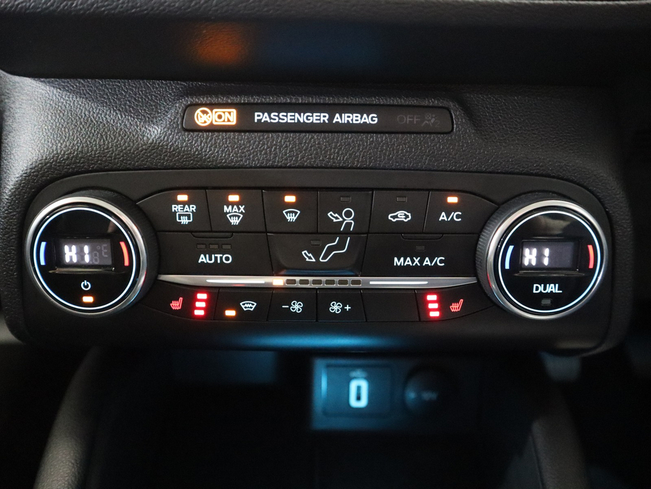 2020 Ford Focus *72* TITANIUM TDCI €17,900