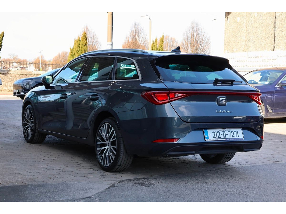 2021 SEAT Leon - image 6