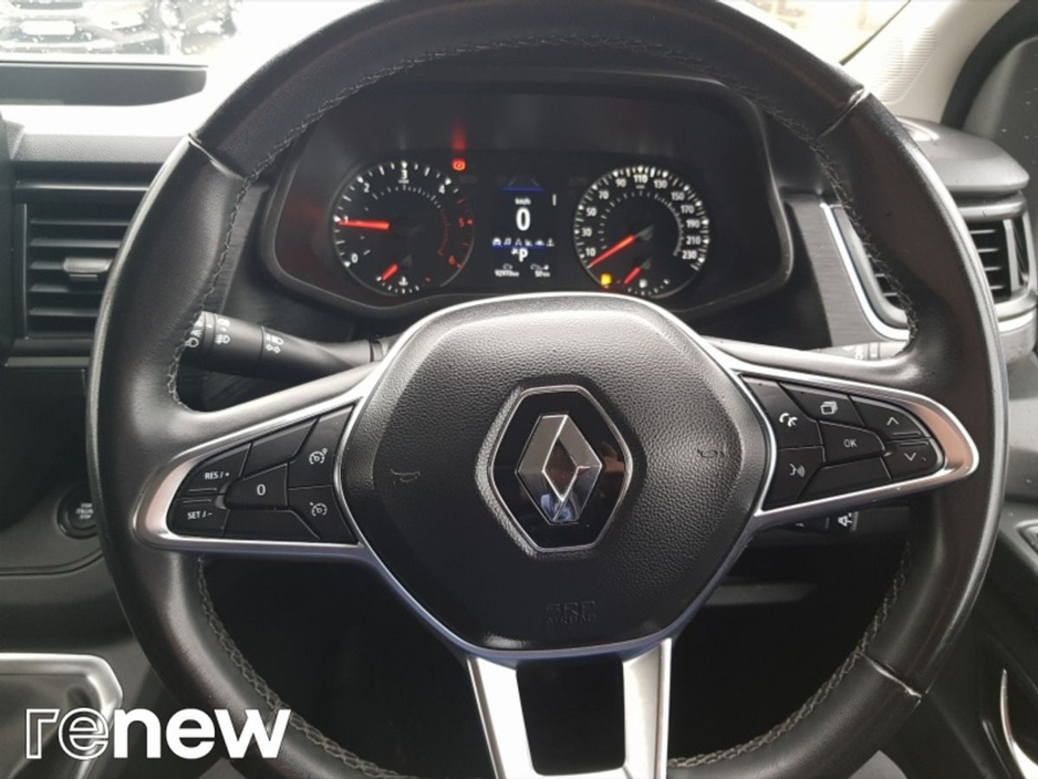 2024 Renault Trafic - image 15