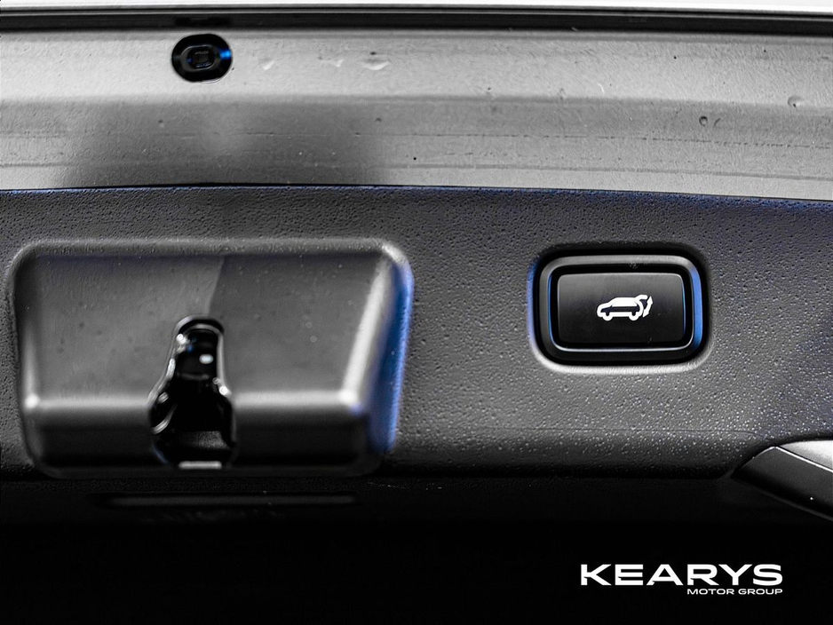 2023 Kia Niro - image 18