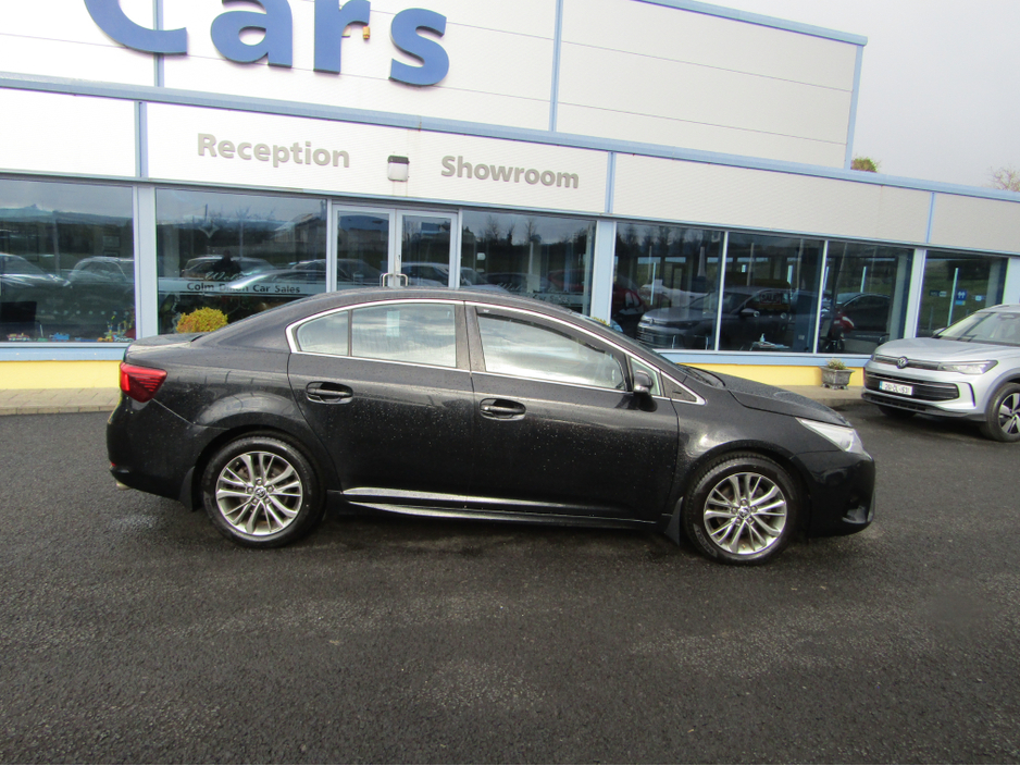 2018 Toyota Avensis - image 3