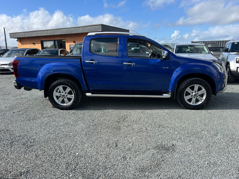 2019 Isuzu D-MAX - image 16