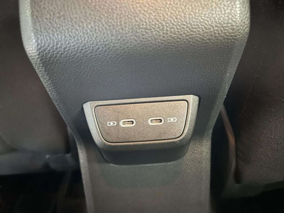 2022 Volkswagen Polo - image 21