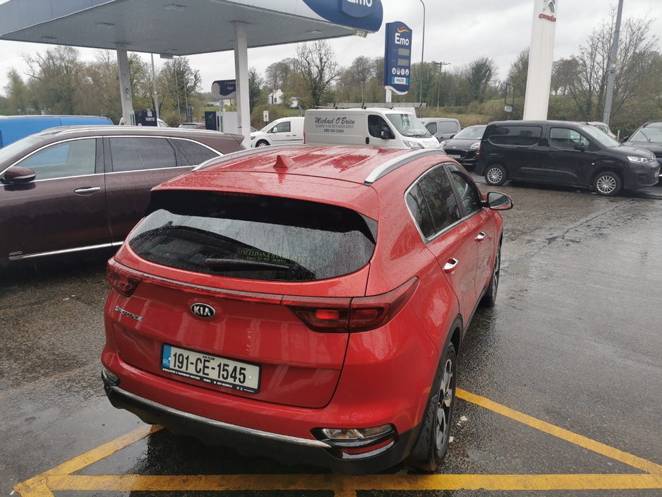 2019 Kia Sportage - image 8