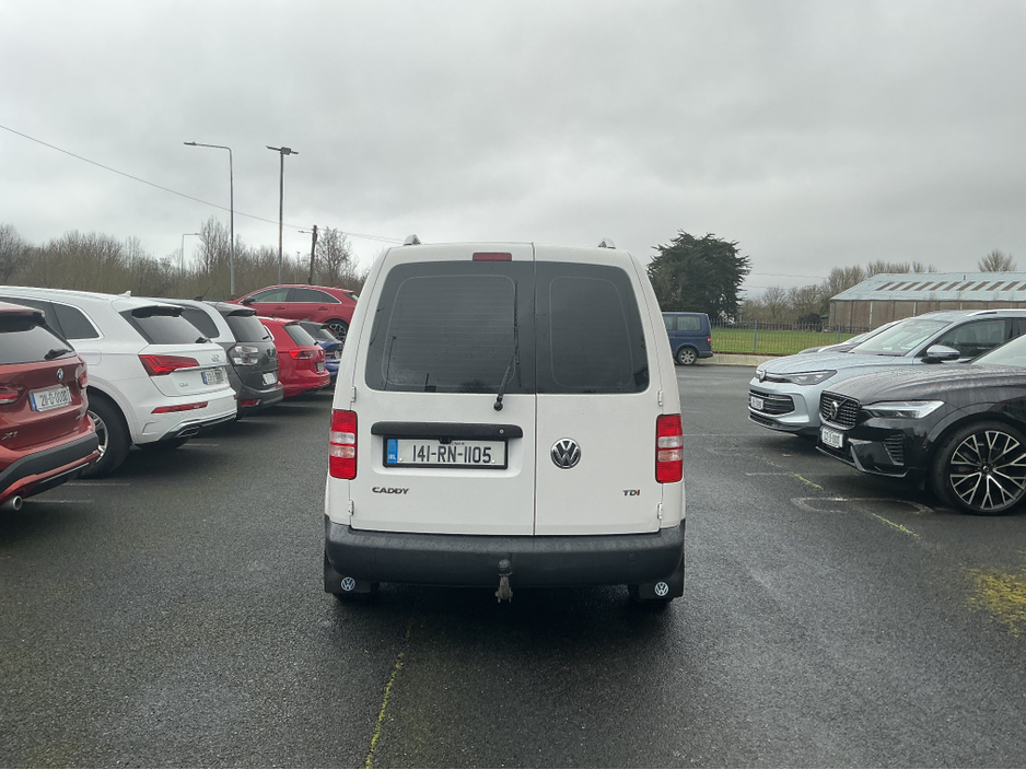 2014 Volkswagen Caddy - image 8