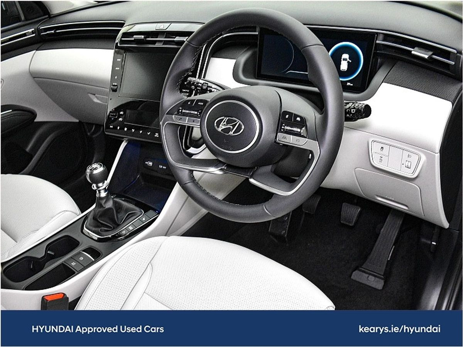 2022 Hyundai Tucson - image 6