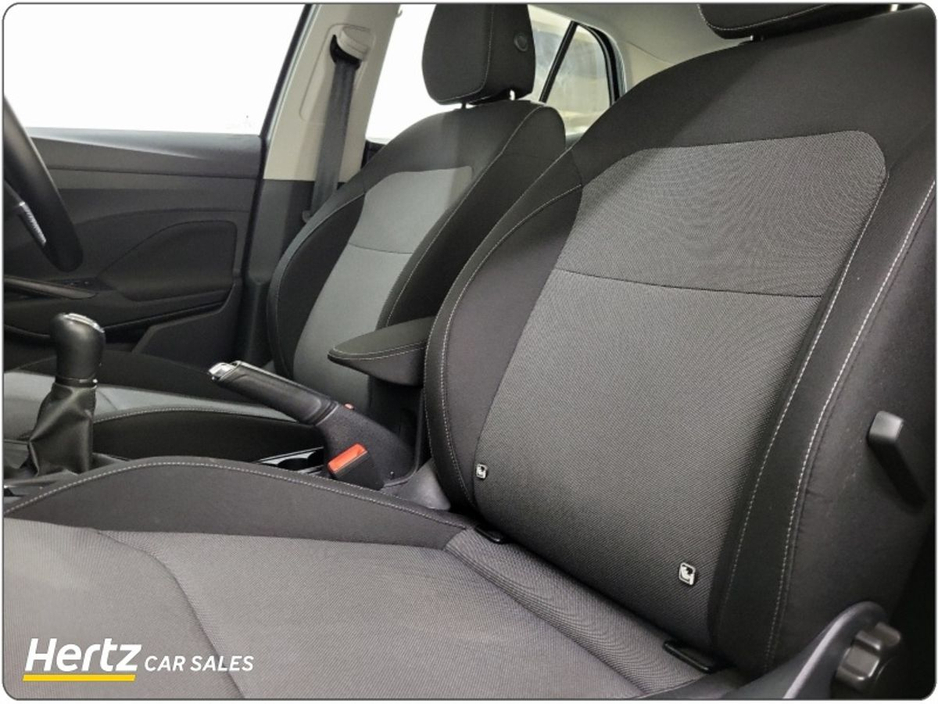 2024 Skoda Fabia - image 5