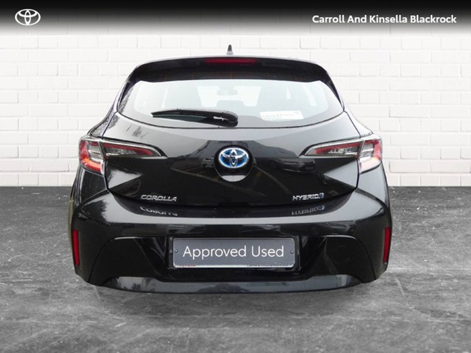 2023 Toyota Corolla Hybrid Luna HB €26,950