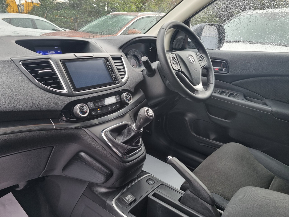 2017 Honda CR-V - image 14