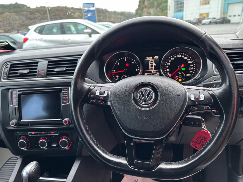 2016 Volkswagen Jetta 2.0 TDI DSG 110HP Comfortline €10,950