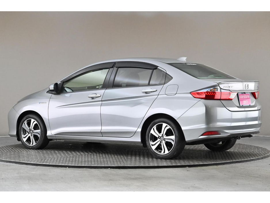 2017 Honda Grace 1.5 HYBRID 4DR *HALF LEATHER*9"ANDROID CAR PLAYER*REVERSE CAM* €15,480