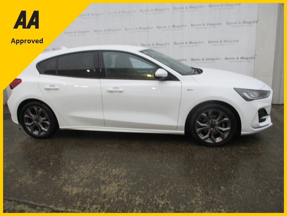 2023 Ford Focus ST-LINE 1.0 PETROL ONLY 49000 KM. FULLY SERVICED WITH 12 MONTHS WARRANTY AND 12 MONTHS AA COVER !!! €28,500