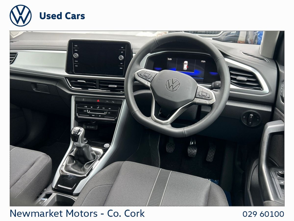 2026 Volkswagen T-Roc - image 15