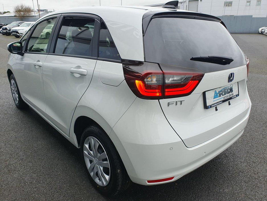 2025 Honda Jazz - image 6