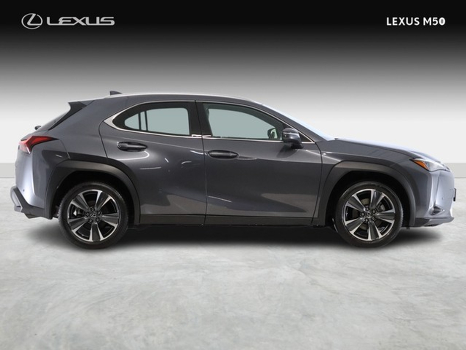 2023 Lexus UX 250 H Dynamic €38,950