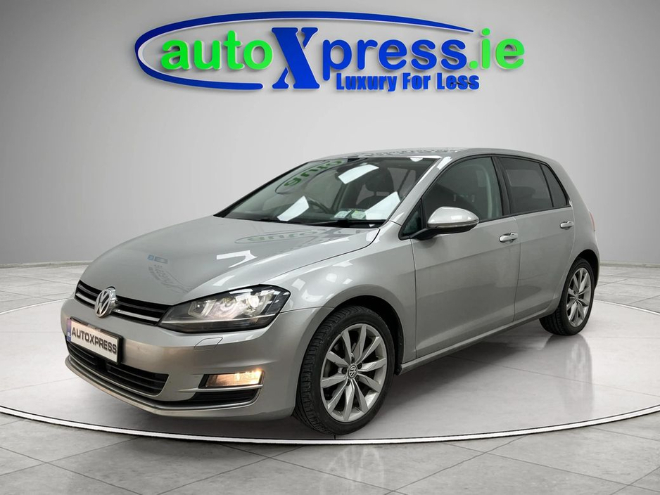 2016 Volkswagen Golf - image 15