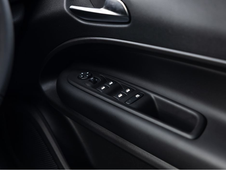 2026 Jeep Avenger HYBRID ALTITUDE 1.2 AT €33,995