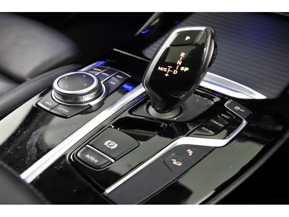 2020 BMW X3 - image 22