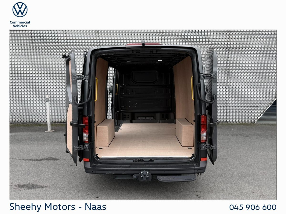 2026 Volkswagen Crafter - image 13