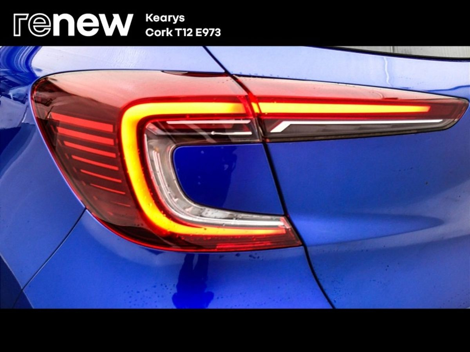 2022 Renault Captur - image 18