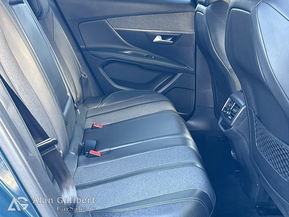 2021 Peugeot 3008 FL ALLURE 1.5 HDI 130 AUTO 6.2