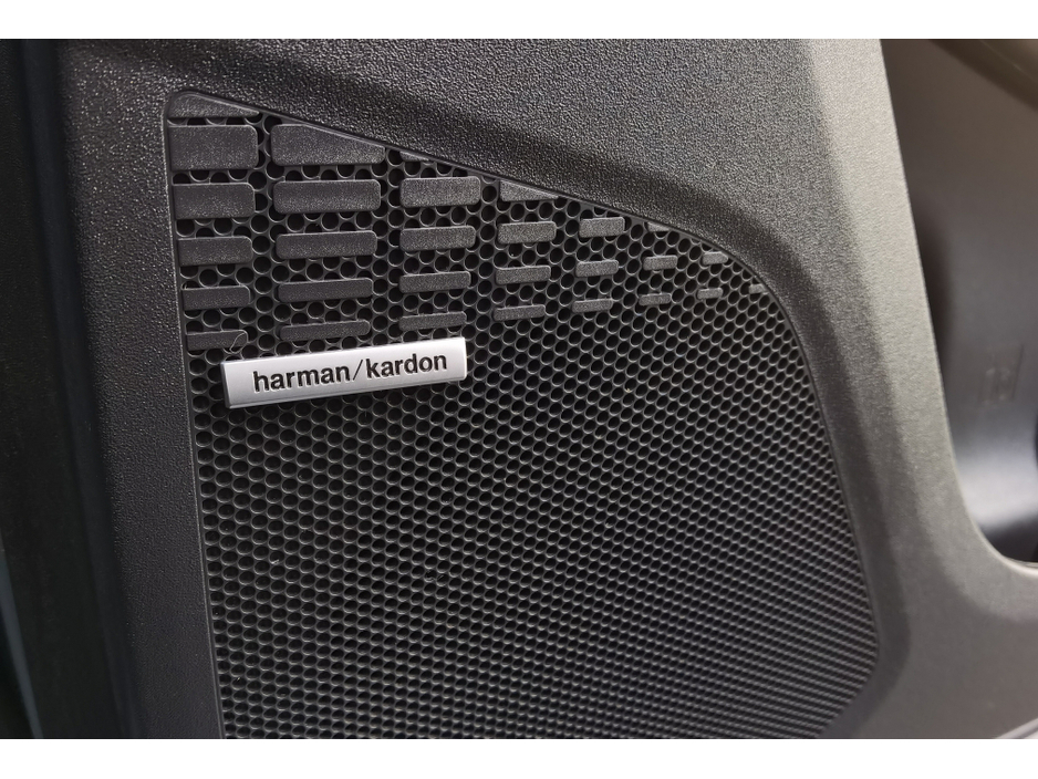 2024 Subaru Solterra - image 22