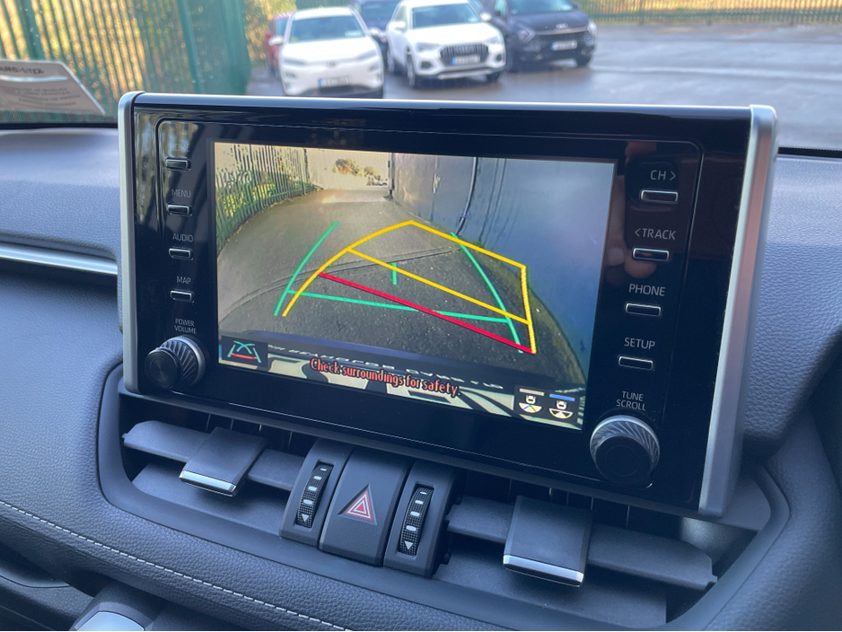 2022 Toyota Rav4 - image 13