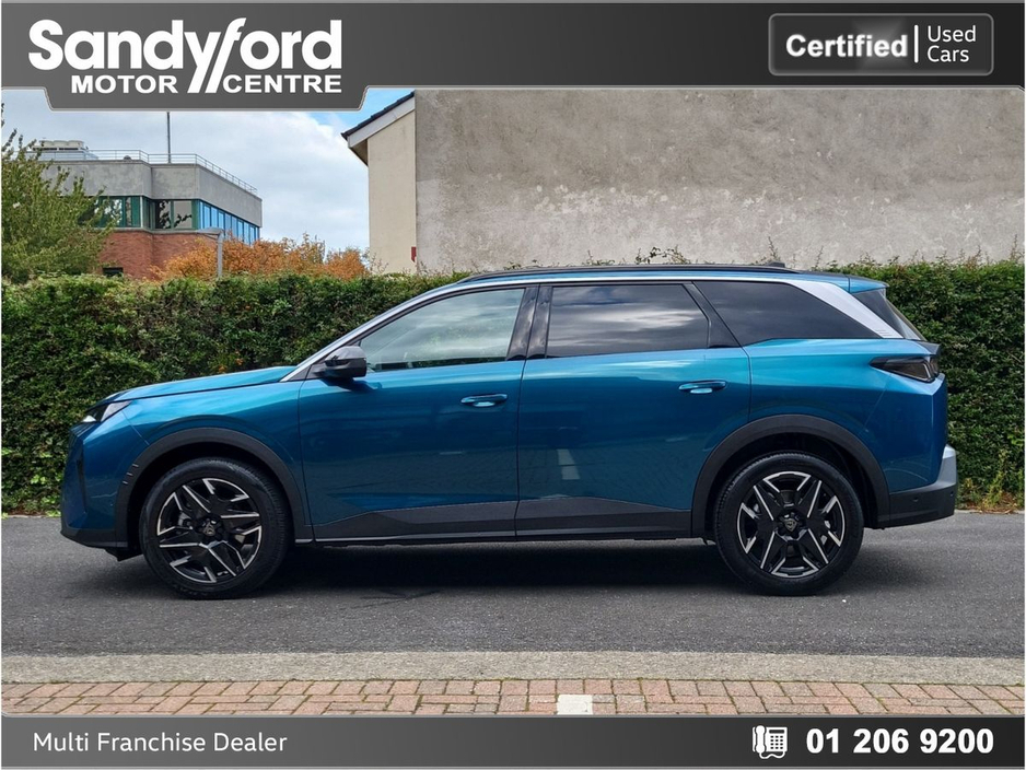 2025 Peugeot 5008 - image 7