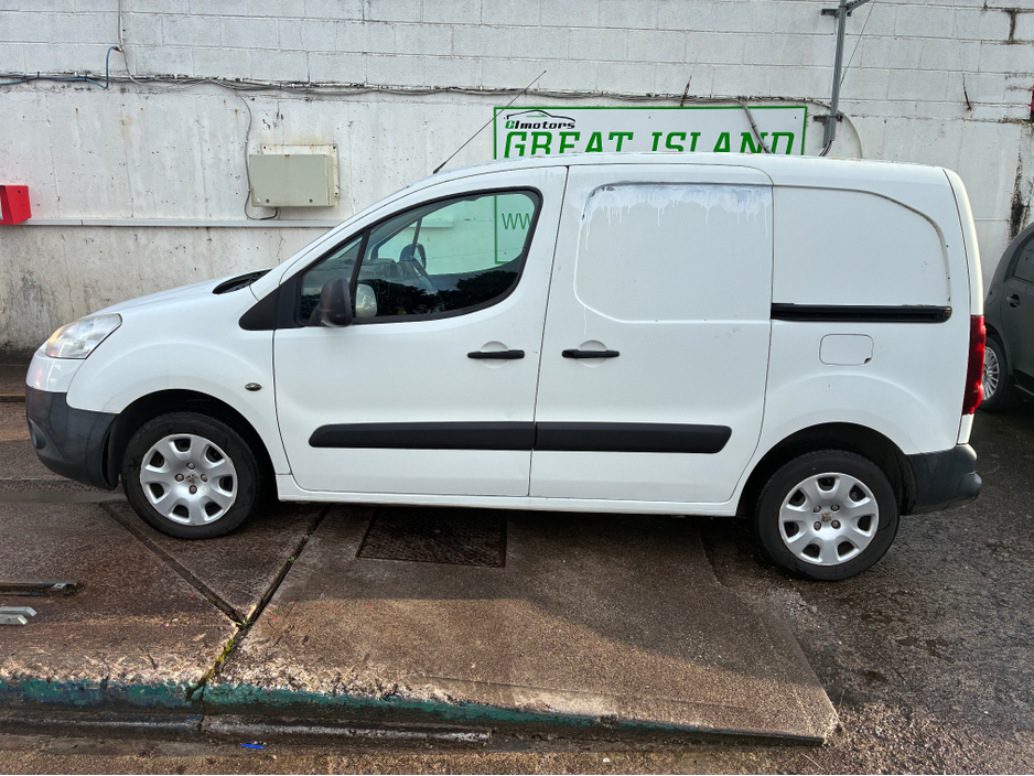 2014 Peugeot Partner 1.6 HDI 850 S L1 90 €3,450