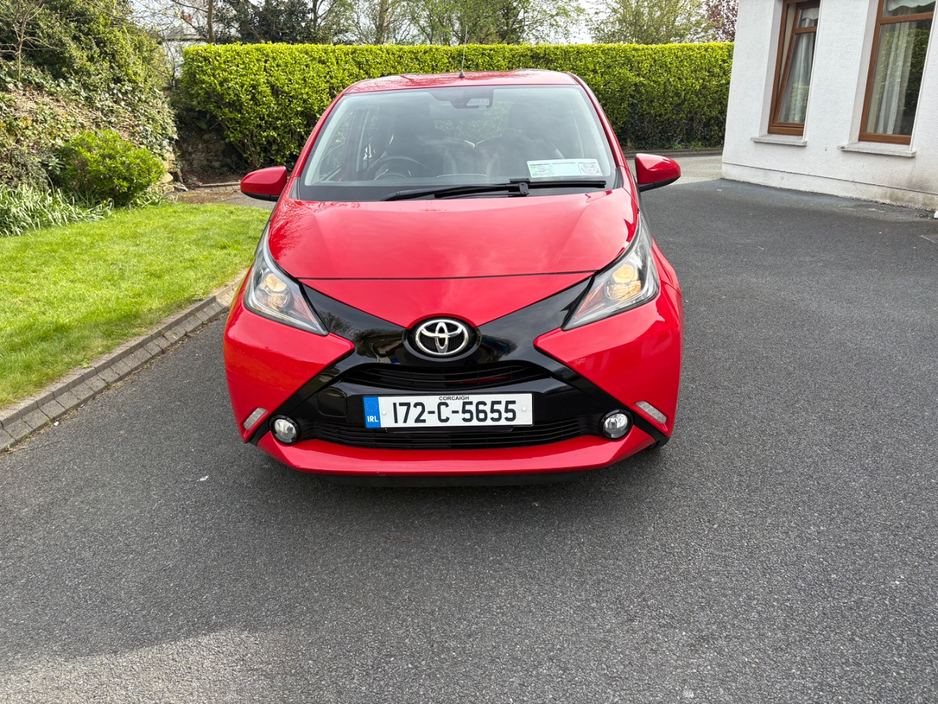 2017 Toyota Aygo - image 2