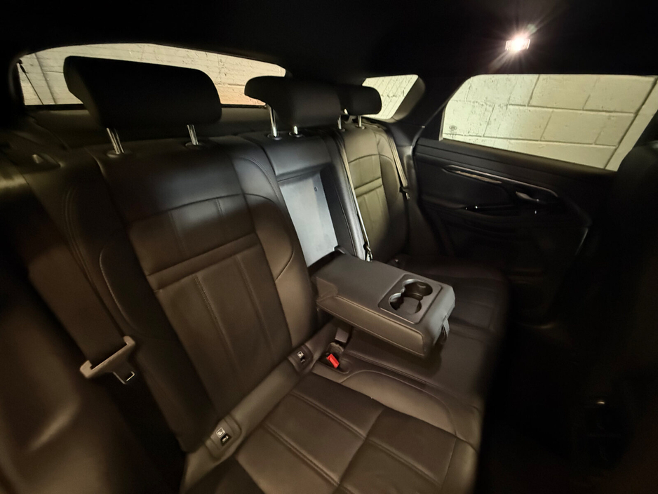 2022 Land Rover Range Rover Evoque - image 9