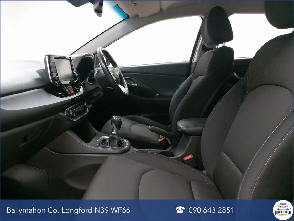 2018 Hyundai i30 - image 10