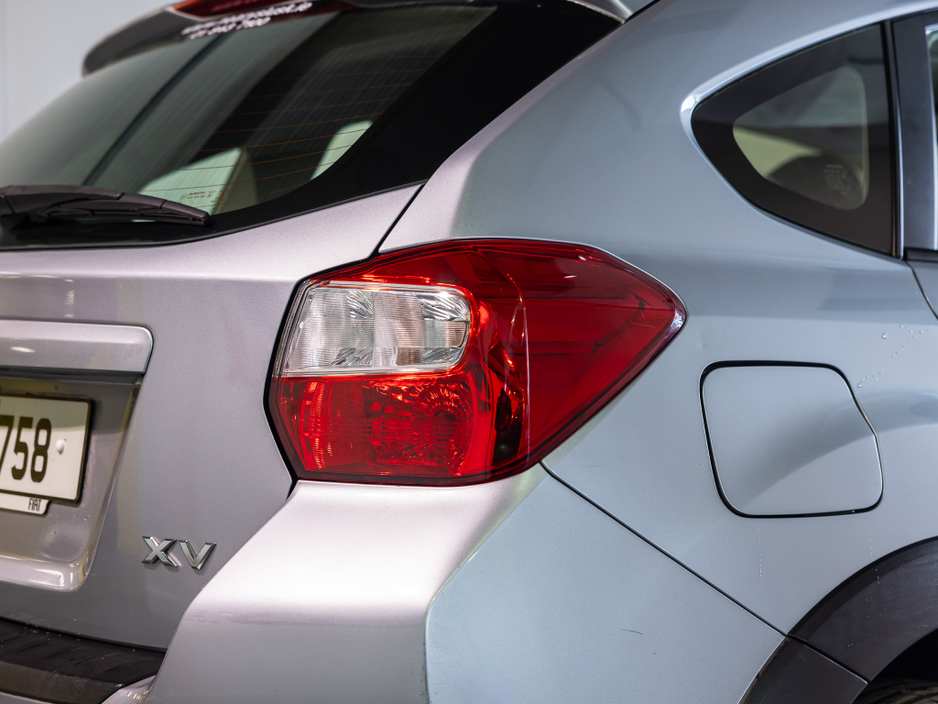 2015 Subaru XV - image 9