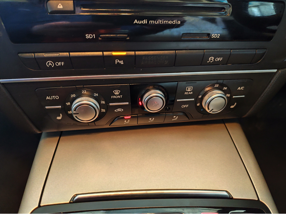 2015 Audi A6 - image 27