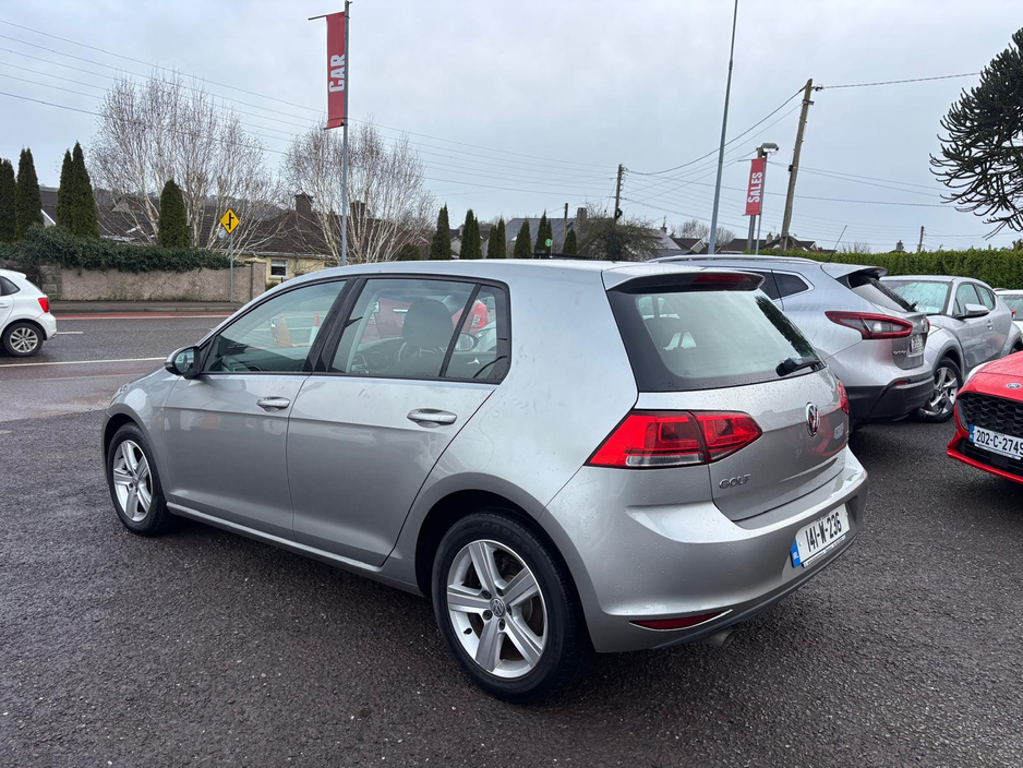 2014 Volkswagen Golf - image 6