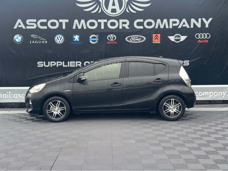2014 Toyota Aqua Hybrid €9,250