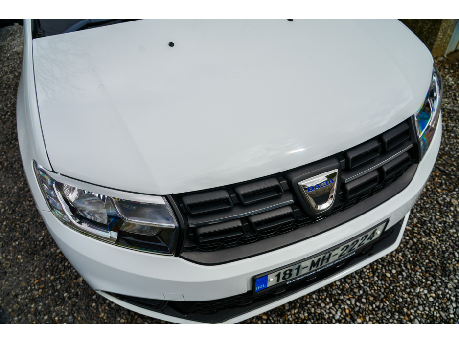 2018 Dacia Sandero - image 6