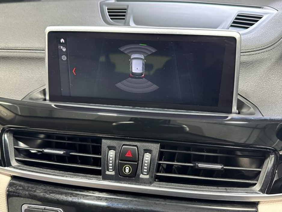 2022 BMW X1 - image 14