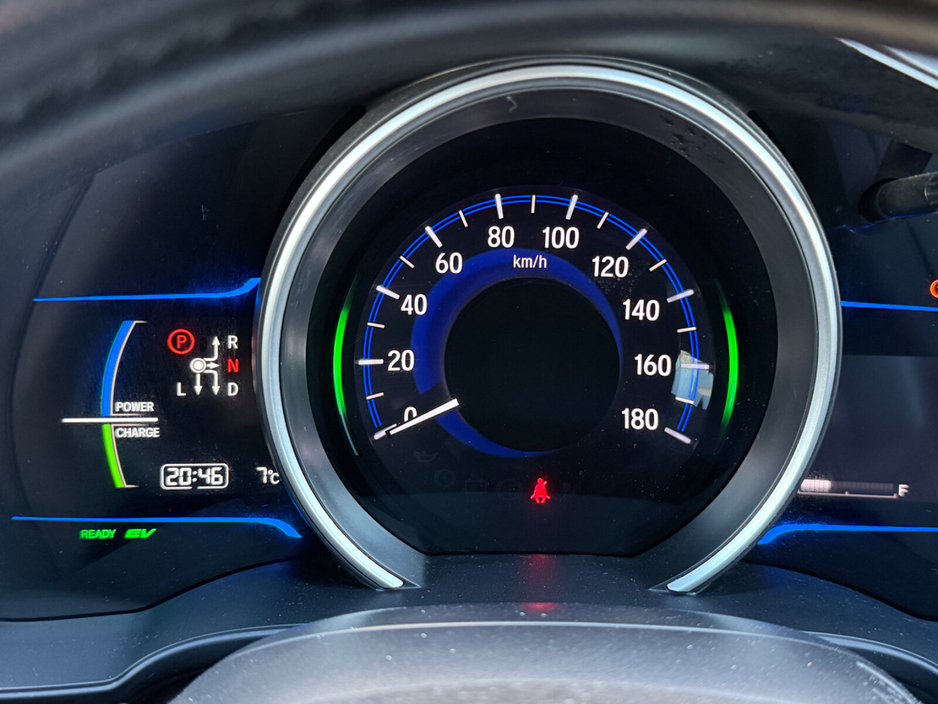 2016 Honda Fit - image 8