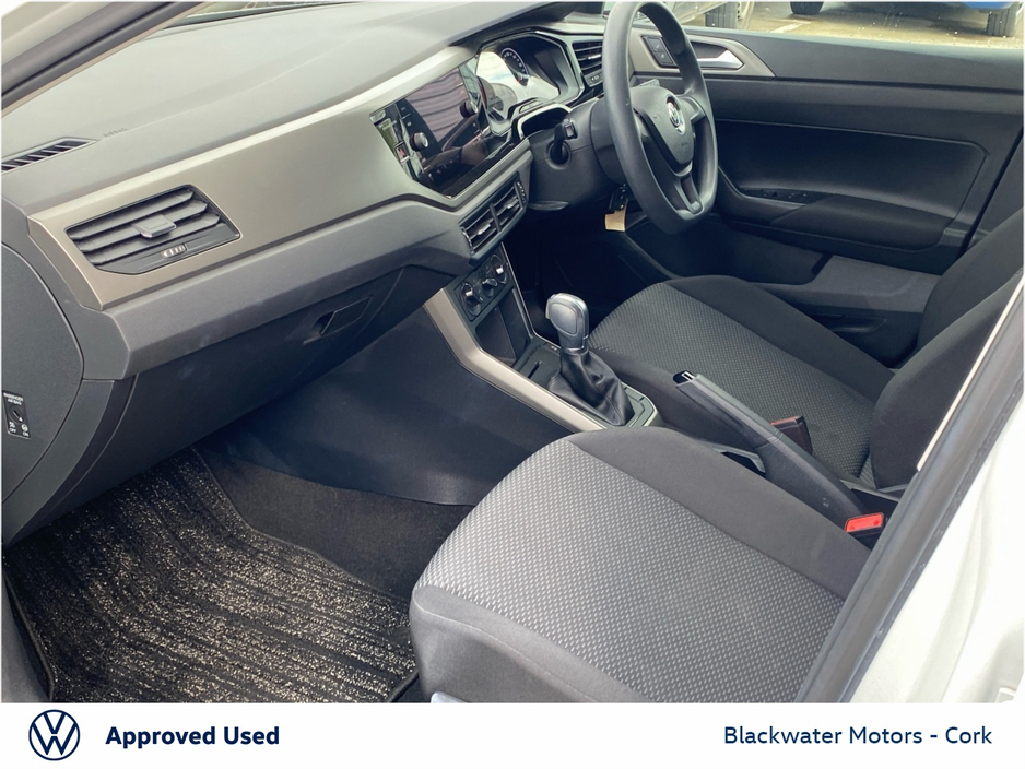 2018 Volkswagen Polo - image 20