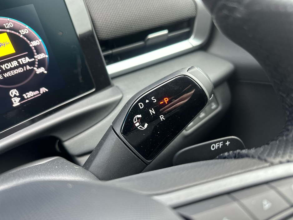 2026 Volkswagen T-Roc - image 10