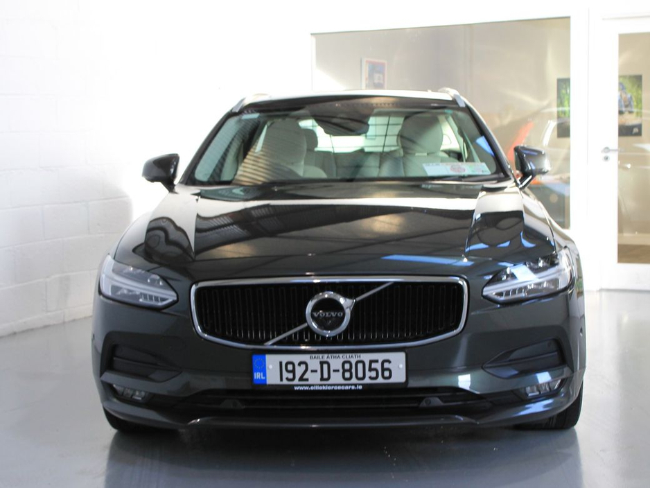 2019 Volvo V90 D4 MOM 5DR Auto €29,499