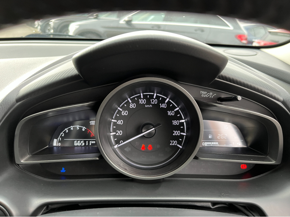 2018 Mazda Mazda2 - image 21