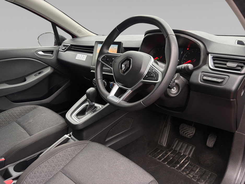 2023 Renault Clio - image 14