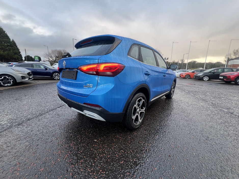 2026 MG ZS SE HYBRID+ €26,014